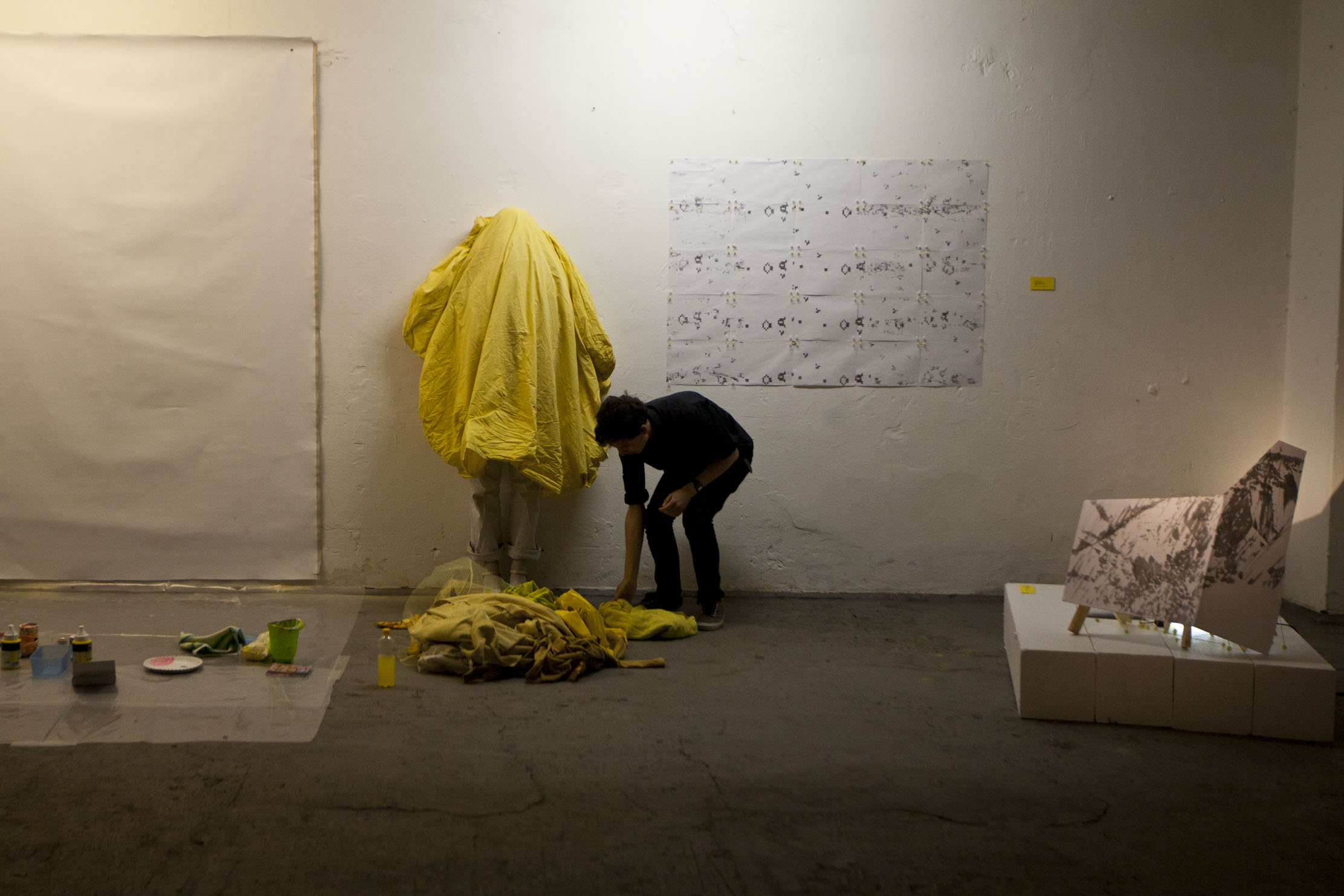 YOLK: an art-party  1/2