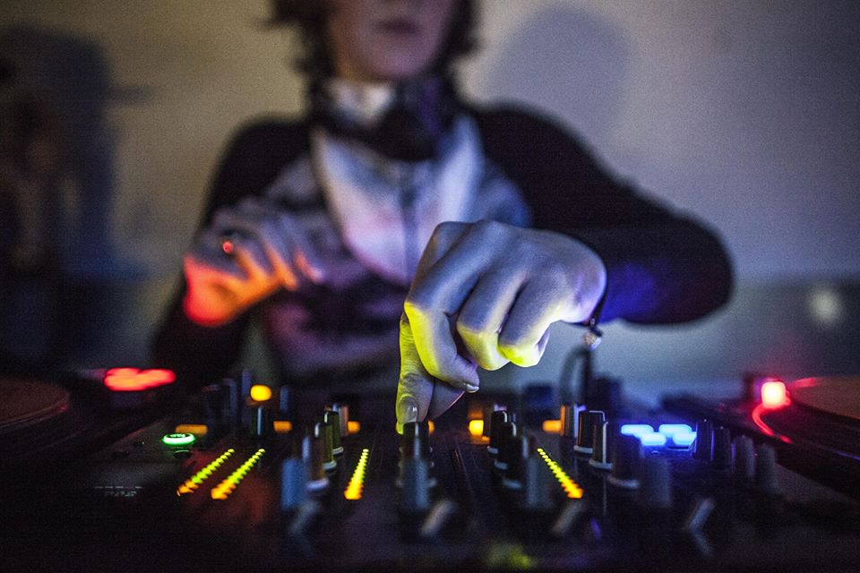 The art of DJing // Workshop
