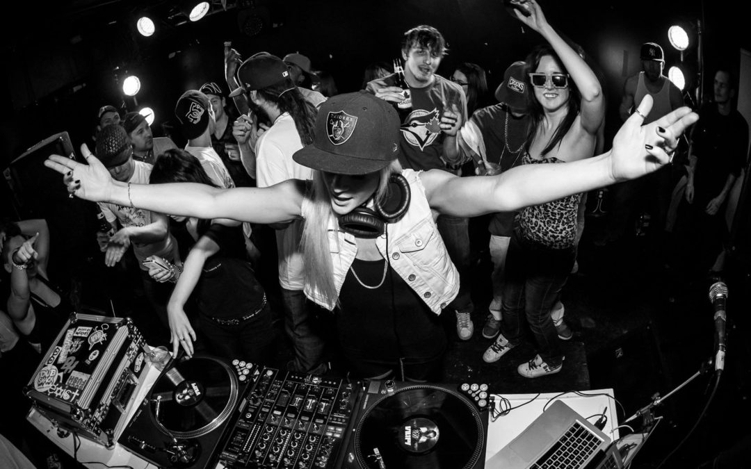 #backtothetracksagain – Stream in den Mai